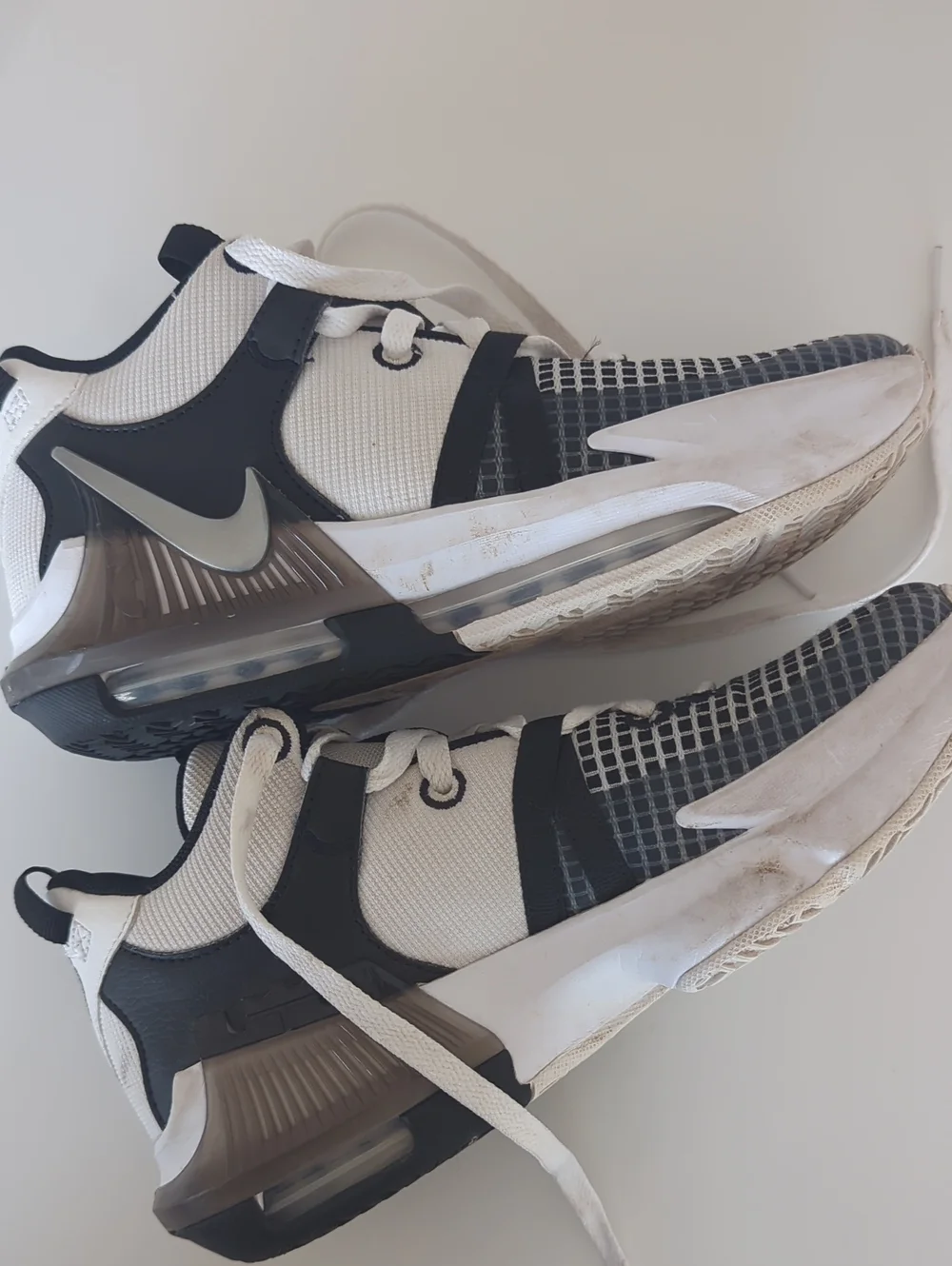 Nike good used